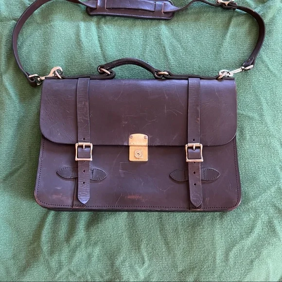 Filson Bridle Leather Briefcase - Field Satchel Made In USA Veg Tan Leather - Picture 9 of 14